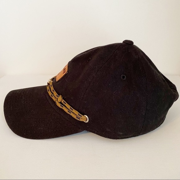 Findlay Adjustable Back Hat with Hidden Pocket - Picture 5 of 9